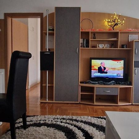 Apartament Centar S Nisz Zewnętrze zdjęcie